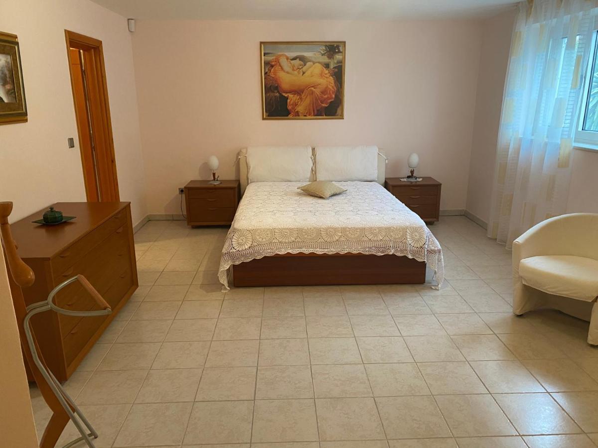 Apartment L'Odore Del Mare Dolac المظهر الخارجي الصورة